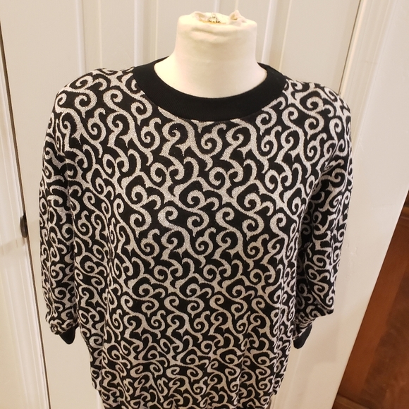 Success Vintage Sweater Black and Silver Patterned Women's Sweater - Picture 3 of 7